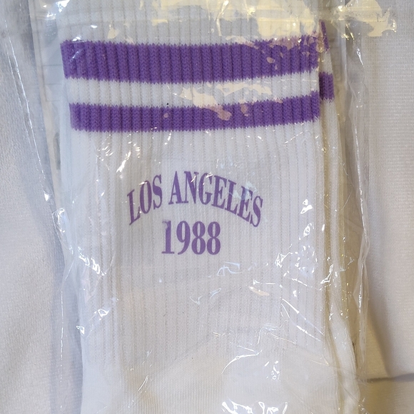 Los Angeles 1988 White and Purple Ladies Crew Socks❗❗5/$25❗❗ - Picture 1 of 2